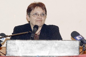 ΚΚΕ: “Επιστροφές από το…1950”!