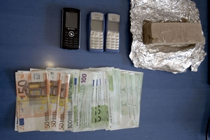 Τρίκαλα:Συλλήψεις για κατοχή ναρκωτικών