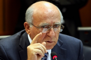 Σουφλιάς: “Μην πυροβολείτε τους υπουργούς”
