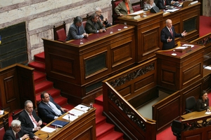Καυτό ραντεβού στη Βουλή