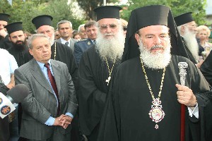 Πάλι στην εντατική ο Χριστόδουλος