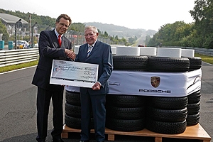 Η Porsche υποστηρίζει το Nürburgring