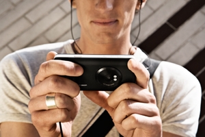 Sony Ericsson W960