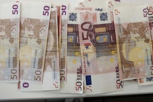 Ιστορικό ρεκόρ για το ευρώ
