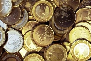 Από ρεκόρ σε ρεκόρ το ευρώ