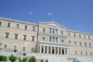 Εξυγίανση υπόσχεται ο υπουργός Οικονομίας