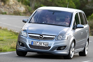2η γενιά Opel Zafira