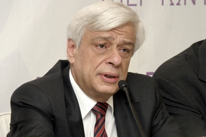 Παυλόπουλος: “Αδικαιολόγητη η συνέχιση της απεργίας”
