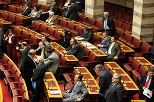 Αναβολή έως την Τετάρτη