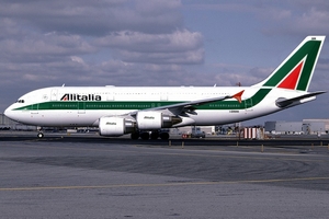 Στενεύουν τα περιθώρια για την Alitalia