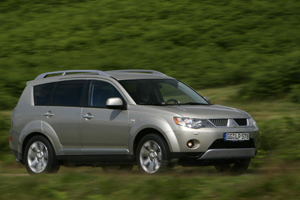 Outlander 2.2 Di-D Twin Clutch SST