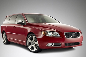 VOLVO V70 R-Design
