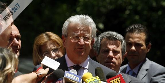 Ανυποχώρητος ο Φώλιας