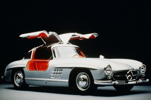 Mercedes-Benz 300SL “Gullwing”