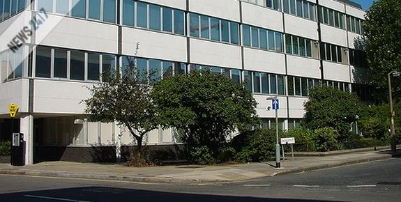 Τρία εργοστάσια κλείνει η AstraZeneca Plc