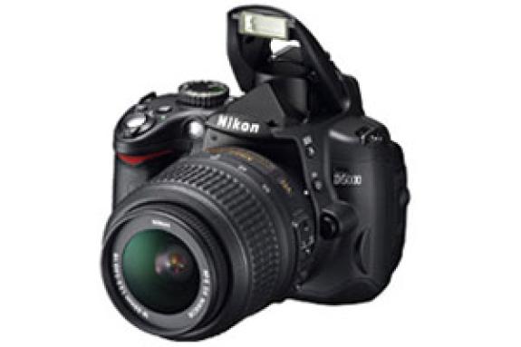 Nikon D5000