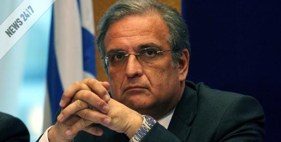Βουτιά στα έσοδα