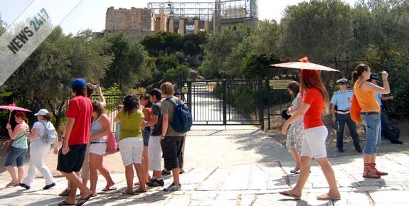 Μείωση φόρων ζητούν οι τουριστικές επιχειρήσεις
