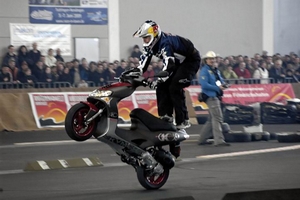 Ο Chris Pfeiffer εντυπωσιάζει με Kymco!