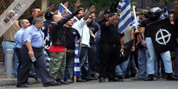 Προεκλογική επίθεση ακροδεξιών