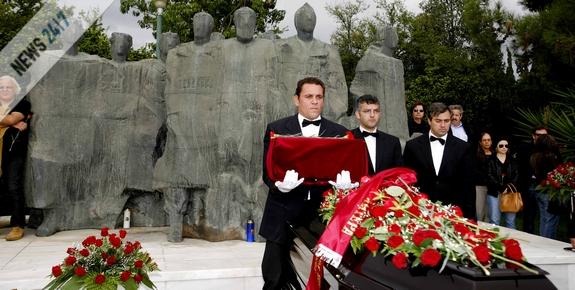 Τελευταίο αντίο στην Έλλη Παππά