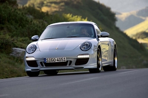 Η ανανεωμένη Porsche 911