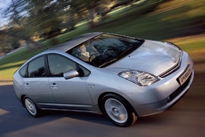 Στο χορό των ανακλήσεων και η Honda