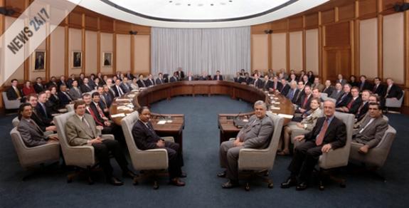Έως το Πάσχα η προσφυγή για διάσωση της χώρας από το ΔΝΤ