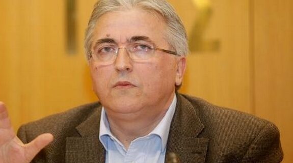 ΓΣΕΕ: “Τσαρλατάνοι και κομπογιαννίτες οι εκπρόσωποι της τρόικας”
