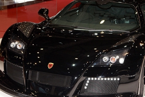 Gumpert Apollo