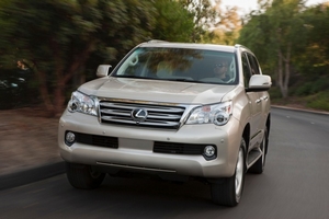 Αναστολή πωλήσεων για το Lexus GX 460
