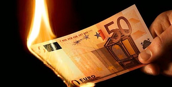 Ακριβαίνουν ποτά, τσιγάρα, καύσιμα