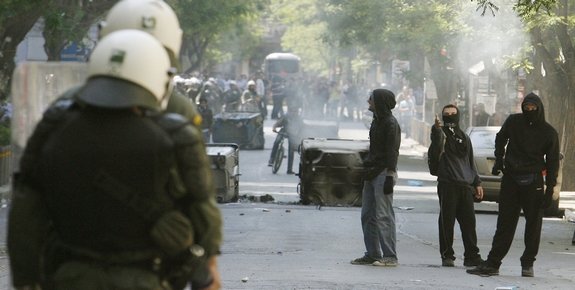 Συλλήψεις για τα επεισόδια