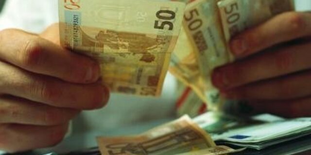 Θα πληρώσουν έκτακτο φόρο