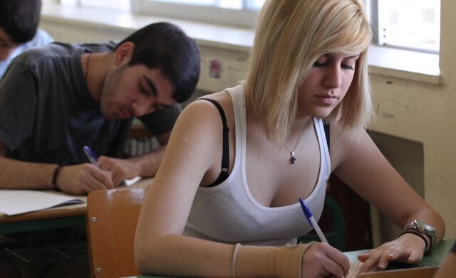 Απολυτήριο χωρίς πανελλαδικές