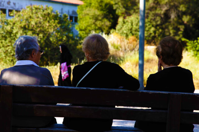 Ανυποχώρητη η τρόικα