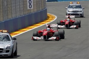 Αλόνσο: “Όλοι εναντίον της Ferrari”