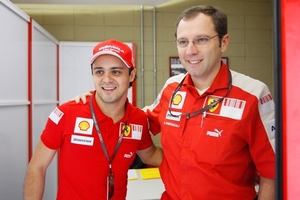 Μέχρι το 2012 στη Ferrari ο Μάσα