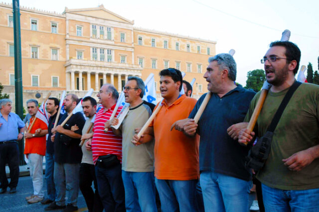 Αντιδρά η ΟΛΜΕ στο ενδεχόμενο αύξησης του ωραρίου
