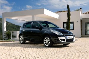 Ανάκληση για τα Renault Scenic II