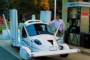 Ήρθε το Terrafugia Transition ‘roadable’ plane