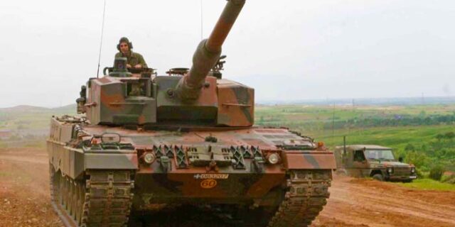 Οπλικά συστήματα σε διάλυση