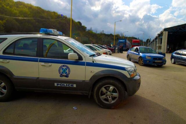 Συνελήφθη αστυνομικός