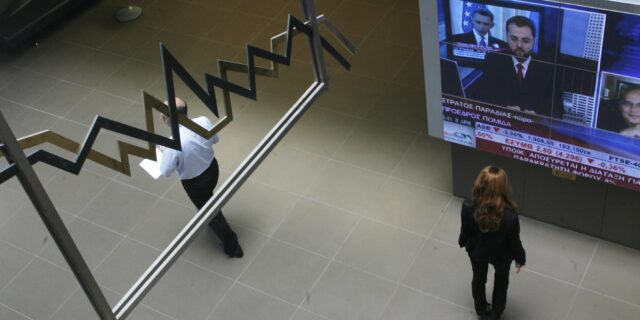 Άνοιγμα με μικρή πτώση