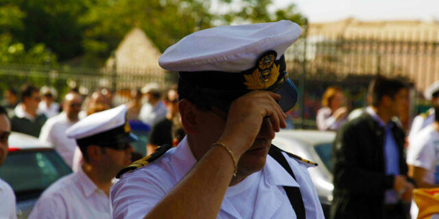 Μαζική φυγή από το στράτευμα