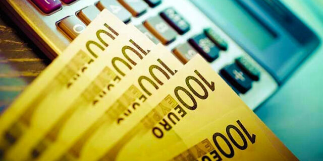 Πληρώνεις και φεύγεις