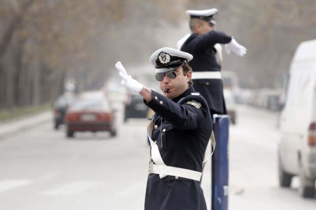 Κυκλοφοριακές ρυθμίσεις την Κυριακή στην Εθνική Οδό Αθηνών-Λαμίας λόγω άσκησης αποχιονισμού