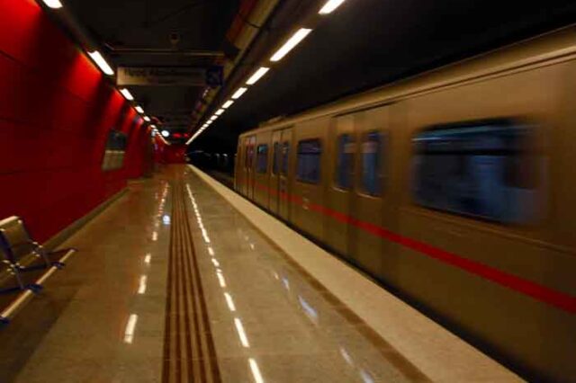 Μέχρι την Εθνική Άμυνα του Μετρό