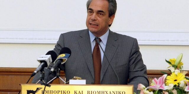 Σε εντελώς λάθος κατεύθυνση
