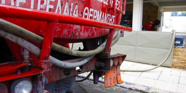 Εξίσωση πετρελαίου μισθών